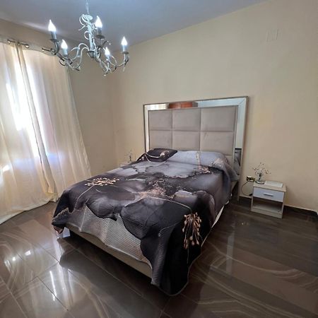 Room Station Giulia Neapol Zewnętrze zdjęcie