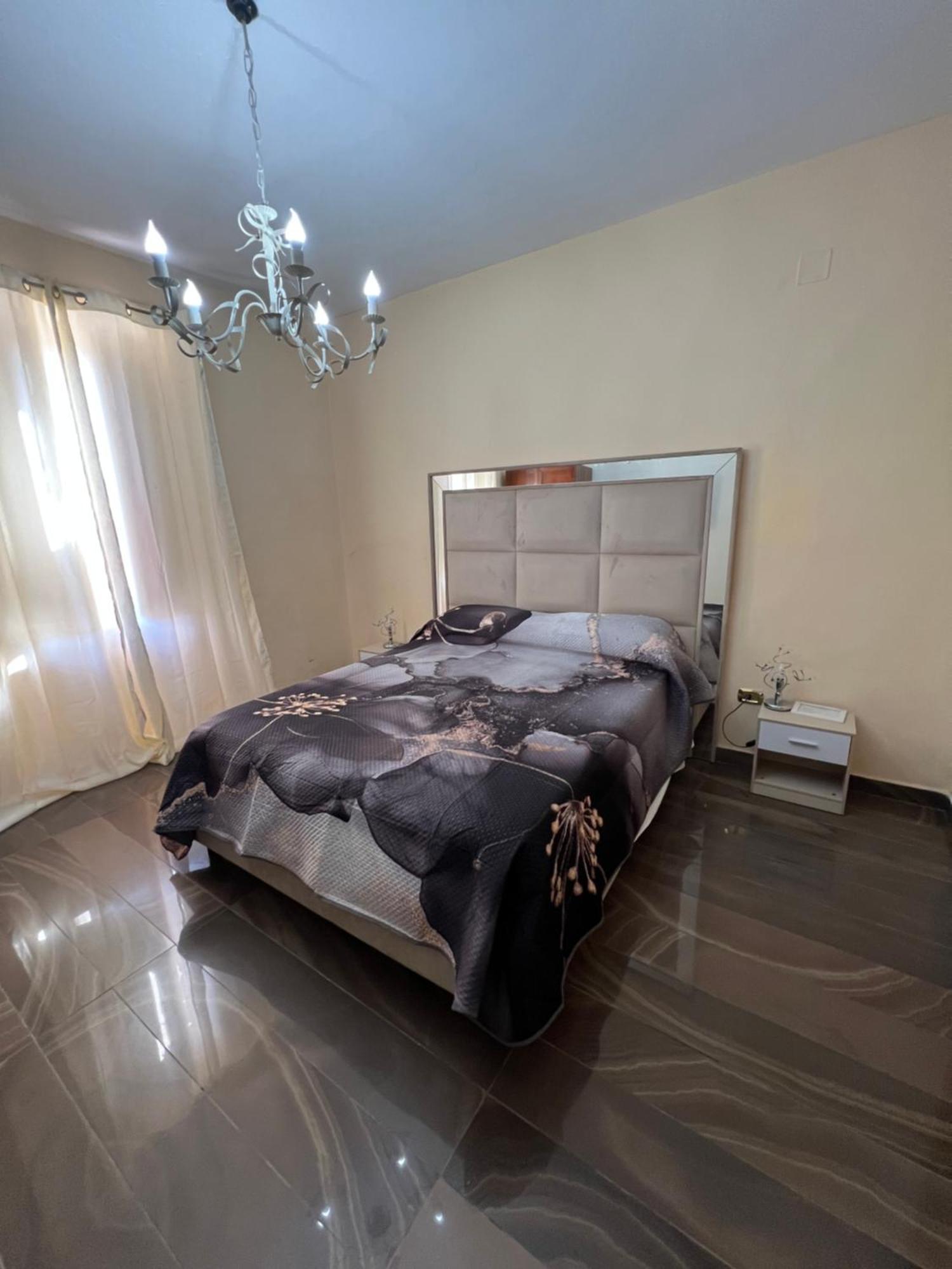 Room Station Giulia Neapol Zewnętrze zdjęcie